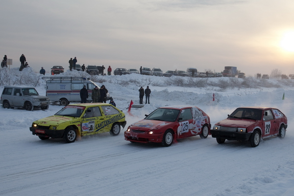 16 декабря в Сыктывкаре пройдут автосоревнования Ледовые виражи