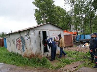В Сыктывкаре продолжают сносить гаражи В Сыктывкаре продолжают сносить гаражи