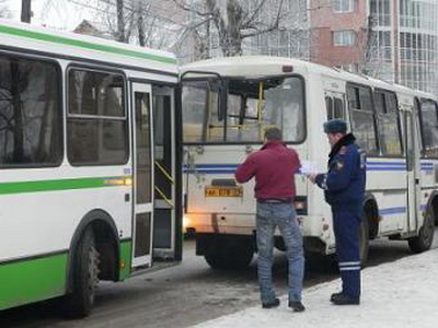 В Сыктывкаре столкнулись два маршрутных автобуса В Сыктывкаре столкнулись два маршрутных автобуса