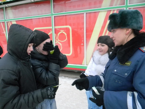 На Октябрьском проспекте прошла акция «Светлячок» На Октябрьском проспекте прошла акция «Светлячок»