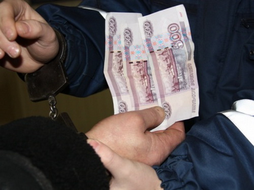 Если Вас остановил инспектор, не пытайтесь откупиться