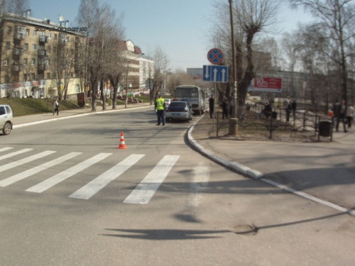 В Сыктывкаре велосипедист попал под колеса автобуса В Сыктывкаре велосипедист попал под колеса автобуса