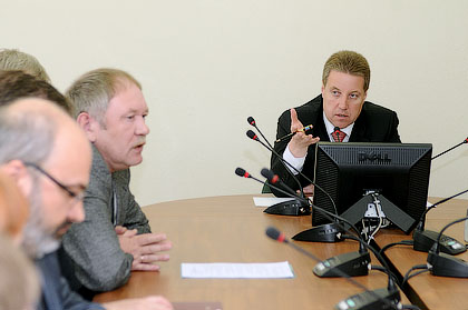 Совет Сыктывкара снова изменил правила проезда большегрузов Совет Сыктывкара снова изменил правила проезда большегрузов