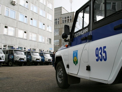 В Сыктывкаре прошел строевой смотр служебных транспортных средств В Сыктывкаре прошел строевой смотр служебных транспортных средств