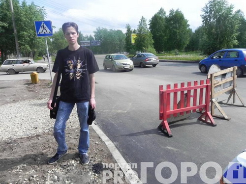 Сыктывкар: на перекрестке у тубдиспансера сбили пешехода Сыктывкар: на перекрестке у тубдиспансера сбили пешехода