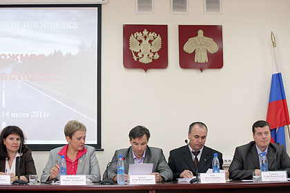 Дорожники Коми предложили, как избавить отрасль от коррупционеров и нелегалов Дорожники Коми предложили, как избавить отрасль от коррупционеров и нелегалов