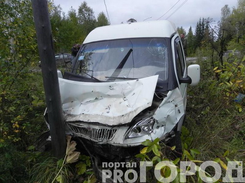 На трассе Сыктывкар-Ухта Ниссан спровоцировал двойную аварию На трассе Сыктывкар-Ухта Ниссан спровоцировал двойную аварию