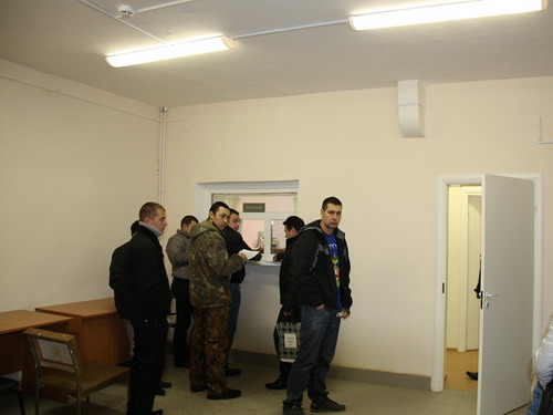 В Прилузском районе сотрудникам Госавтоинспекции торжественно вручили ключи от нового здания ГИБДД В Прилузском районе сотрудникам Госавтоинспекции торжественно вручили ключи от нового здания ГИБДД