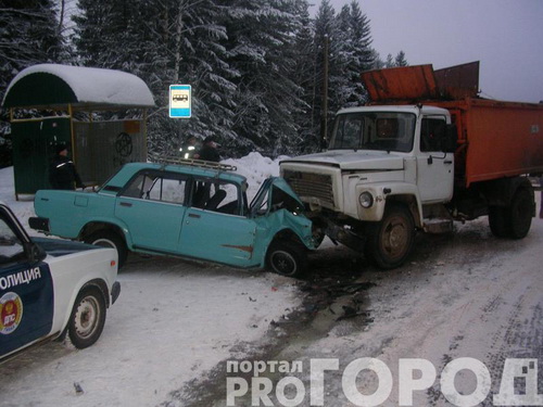 В Дырносе произошло серьезное ДТП В Дырносе произошло серьезное ДТП