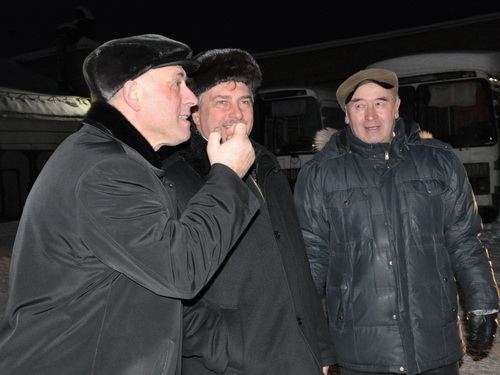 Вместо Ленд Крузера для постпредства Коми в Москве приобретены машины скорой помощи Вместо Ленд Крузера для постпредства Коми в Москве приобретены машины скорой помощи