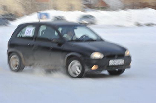 В Ухте любители экстрима устроили авторалли