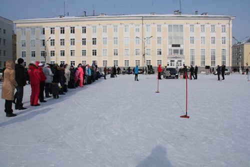В Сыктывкаре прошел конкурс Автоледи-2012 В Сыктывкаре прошел конкурс Автоледи-2012
