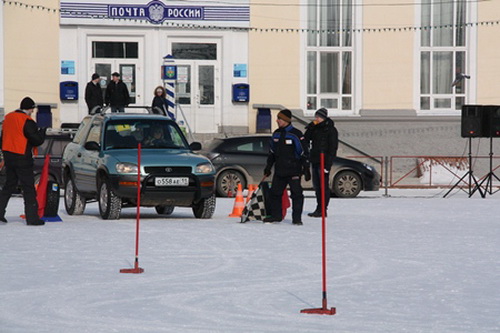 В Сыктывкаре прошел конкурс Автоледи-2012 В Сыктывкаре прошел конкурс Автоледи-2012