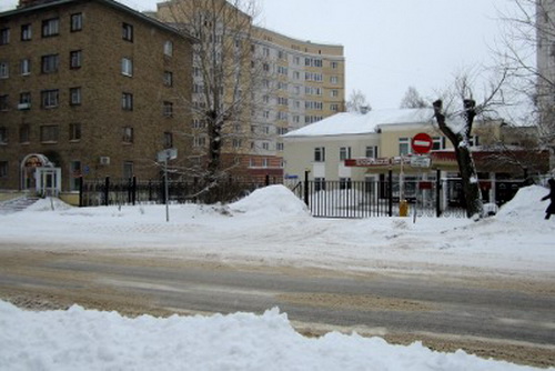 В Сыктывкаре после угроз главы МВД по Коми улицу Пушкина очистили от машин В Сыктывкаре после угроз главы МВД по Коми улицу Пушкина очистили от машин