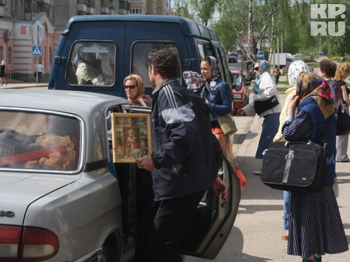 В Сыктывкаре стартовал уникальный Крестный ход на колесах