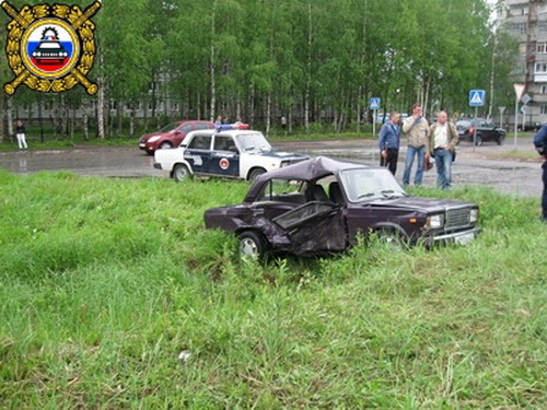 Сводка происшествия на дорогах Коми за 1 июня 2012 года
