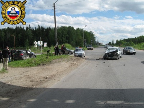Сводка происшествия на дорогах Коми за 3 июня 2012 года Сводка происшествия на дорогах Коми за 3 июня 2012 года