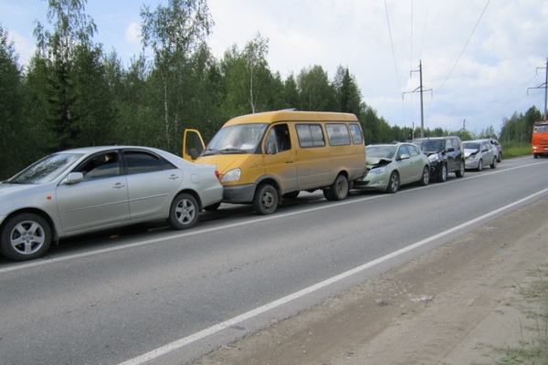 В Ухте столкнулись пять автомобилей