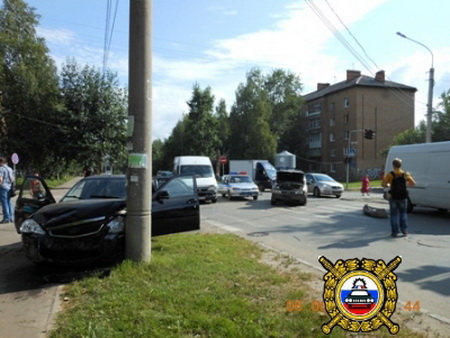 Сводка ГИБДД на дорогах Коми за 6 августа 2012 года