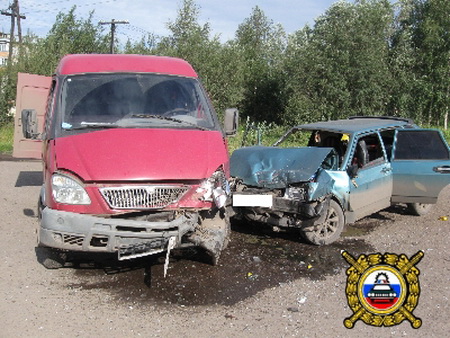 Сводка ГИБДД на дорогах Коми за 8 августа 2012 года