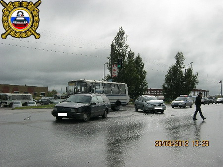 Сводка ГИБДД на дорогах Коми за 20 августа 2012 года Сводка ГИБДД на дорогах Коми за 20 августа 2012 года
