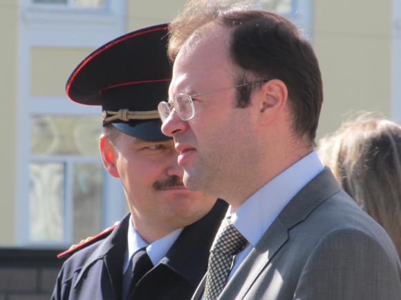 Вячеслав Гайзер отправил в добрый путь 17 новых школьных автобусов Вячеслав Гайзер отправил в добрый путь 17 новых школьных автобусов