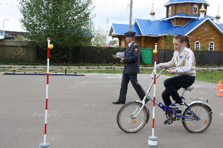 В Сосногорске пройдет конкурс юных инспекторов движения Безопасное колесо В Сосногорске пройдет конкурс юных инспекторов движения Безопасное колесо