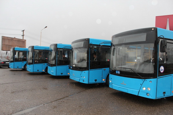 В Усинск доставлены новые комфортабельные автобусы