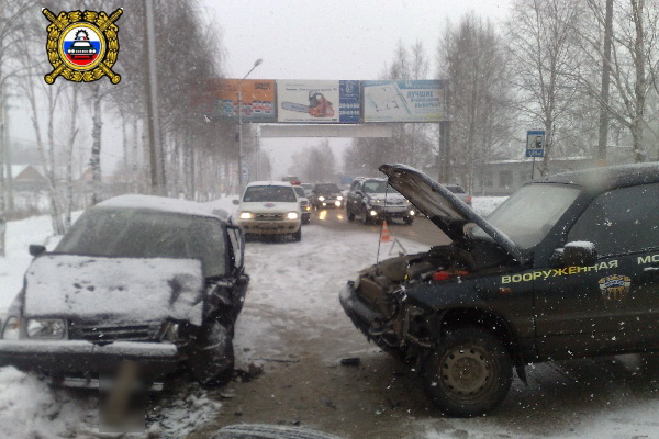 Сводка ДТП на дорогах Коми за 5 ноября 2012 года