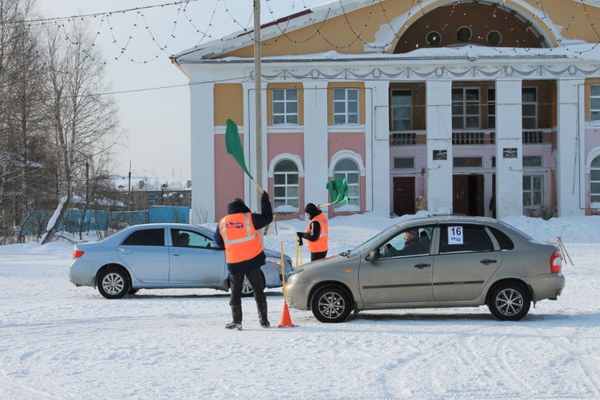 В Ухте пройдут соревнования по скоростному маневрированию на автомобилях В Ухте пройдут соревнования по скоростному маневрированию на автомобилях