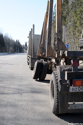 Водителей большегрузов в Коми стали штрафовать за отсутствие тахографов Водителей большегрузов в Коми стали штрафовать за отсутствие тахографов