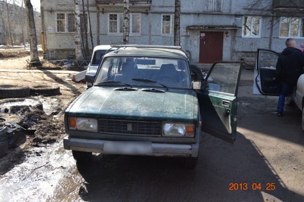 Несовершеннолетний сыктывкарец на отцовской машине врезался в автомобиль ГИБДД Несовершеннолетний сыктывкарец на отцовской машине врезался в автомобиль ГИБДД