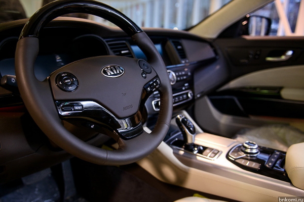 В Сыктывкаре открылся новый дилерский центр KIA В Сыктывкаре открылся новый дилерский центр KIA