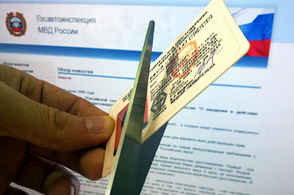 С начала года мировые суды республики лишили права управления транспортом более 4 тысяч водителей