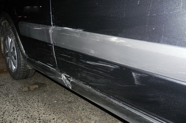 В Сыктывкаре не поделили дорогу два авто В Сыктывкаре не поделили дорогу два авто
