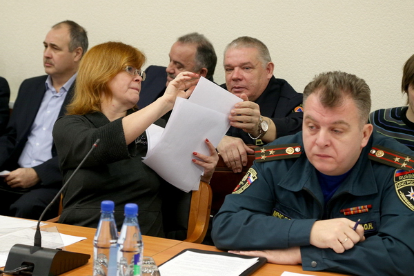 Вячеслав Гайзер дал ряд поручений по снижению аварийности на дорогах Вячеслав Гайзер дал ряд поручений по снижению аварийности на дорогах