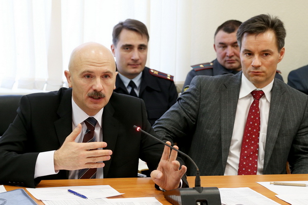 Вячеслав Гайзер дал ряд поручений по снижению аварийности на дорогах Вячеслав Гайзер дал ряд поручений по снижению аварийности на дорогах