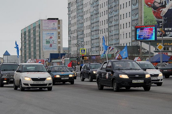 Воркутинцы приняли участие в автопробеге ко Дню Победы