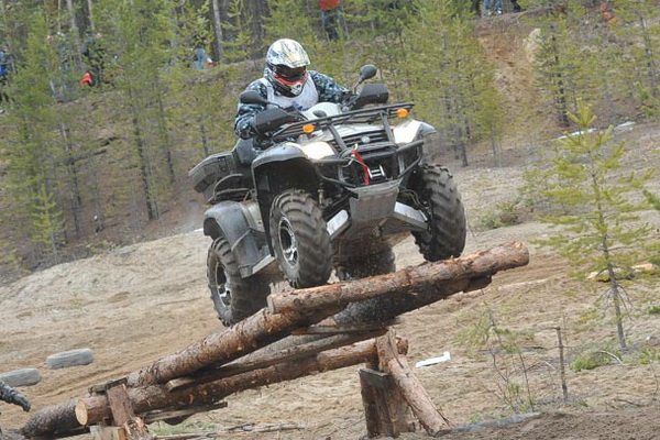 В Ухте открыли квадроциклетный сезон ездой по бездорожью В Ухте открыли квадроциклетный сезон ездой по бездорожью